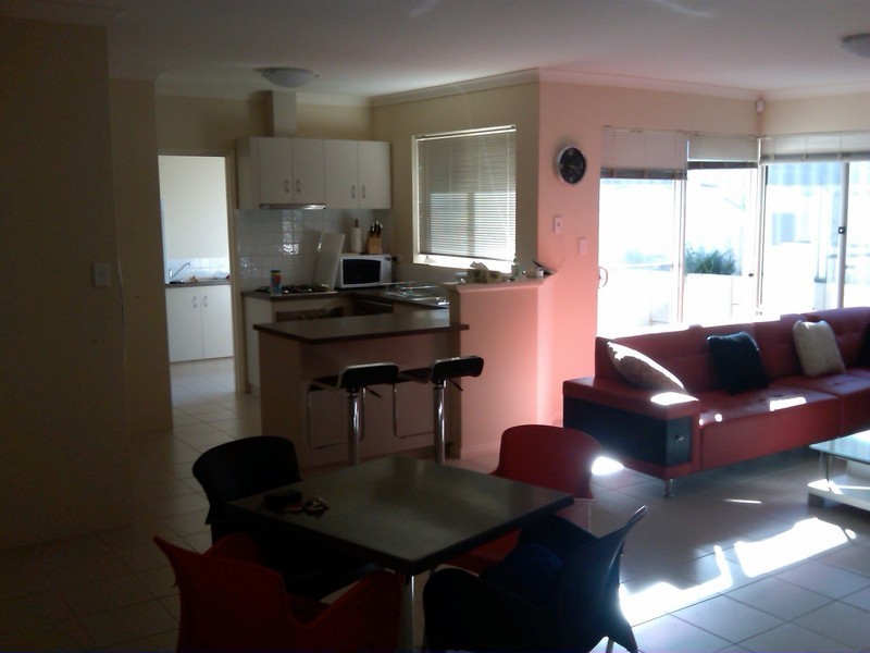 2/43 Foss Street, Bicton WA 6157