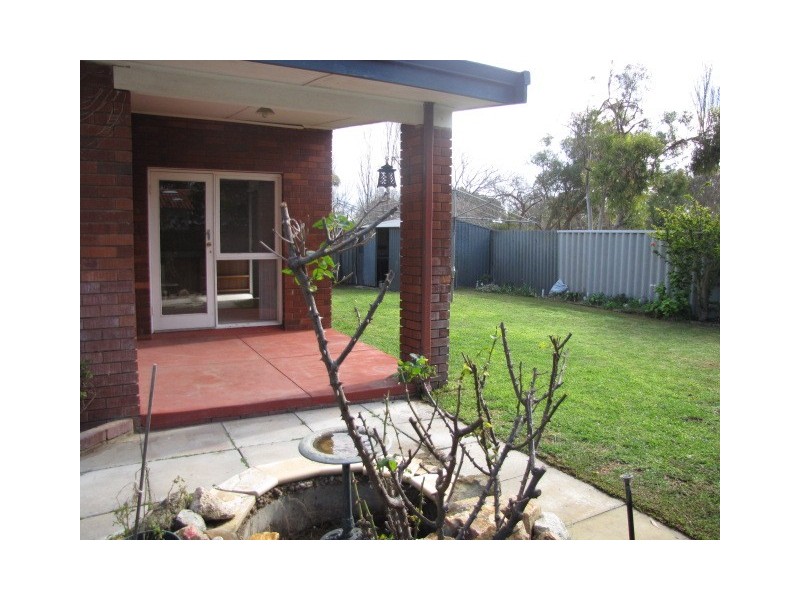 4 Cygnus Street, Rockingham WA 6168
