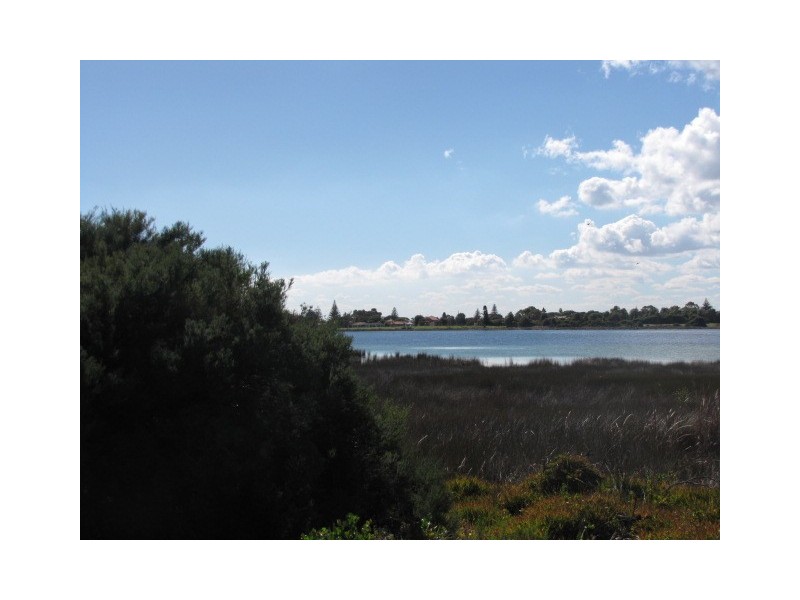 5/12 Recreation Drive, Shoalwater WA 6169