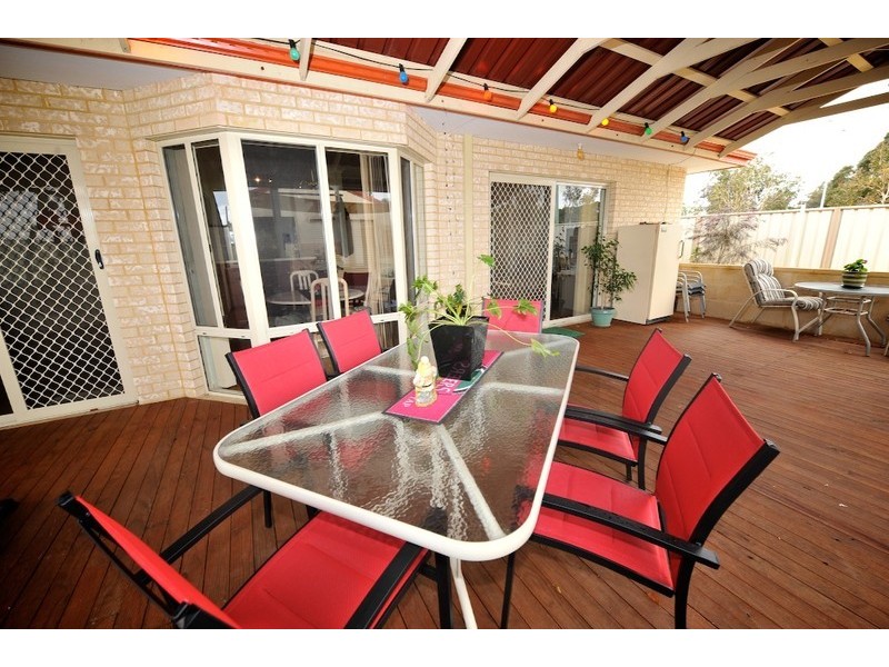 1 Surf Drive, Secret Harbour WA 6173