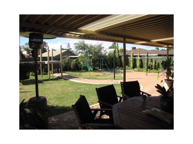 23 Erindoon Way, Waikiki WA 6169