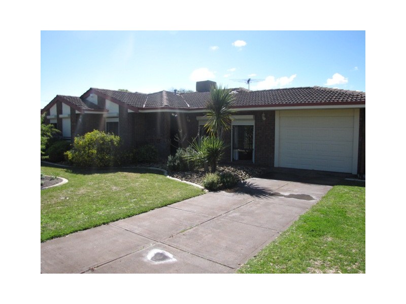 23 Erindoon Way, Waikiki WA 6169