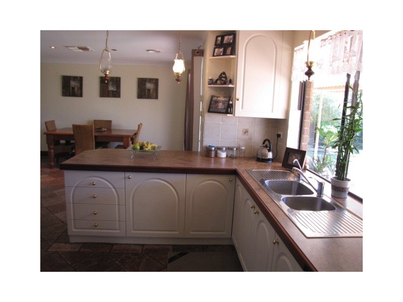 23 Erindoon Way, Waikiki WA 6169