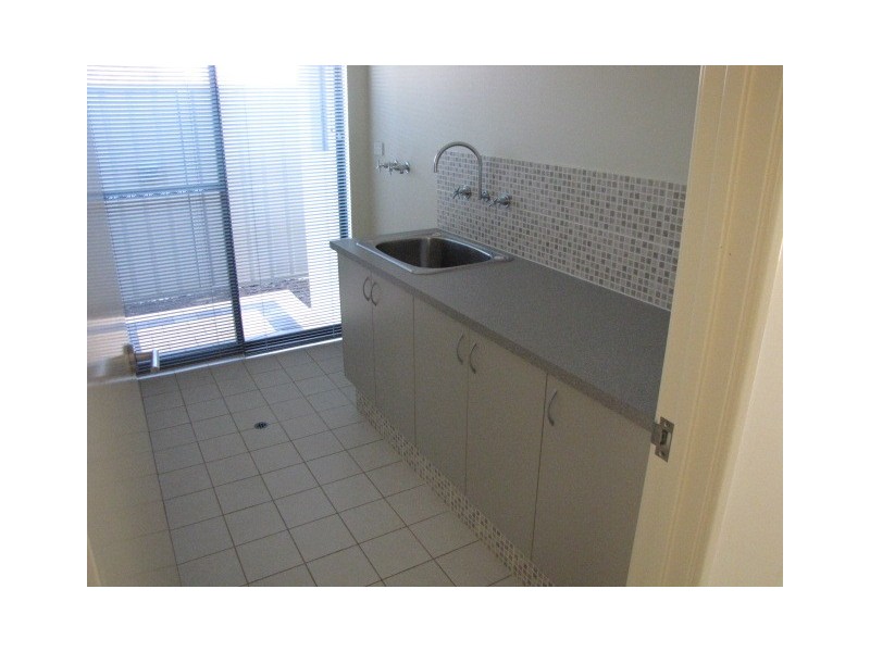 4 Bushlark Turn, Erskine WA 6210