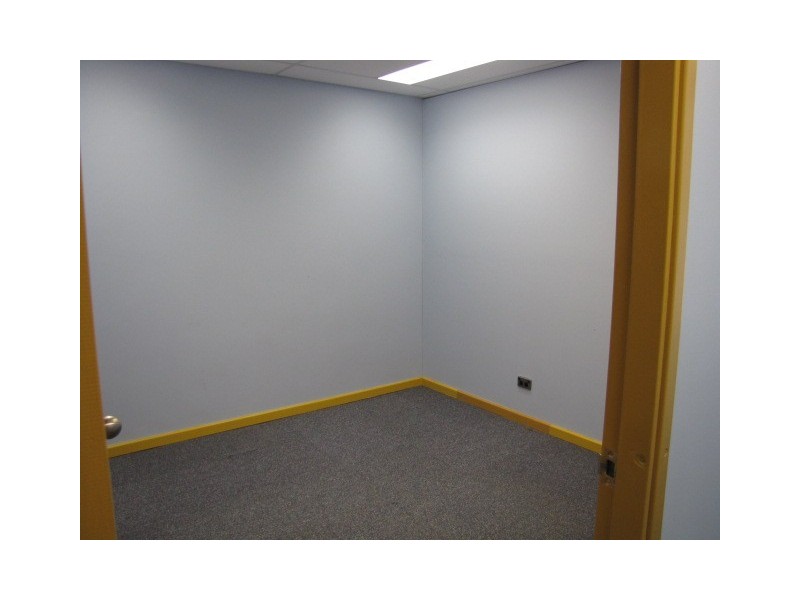 3/11 Mc Camey Avenue, Rockingham WA 6168