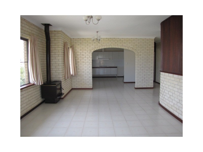 14A Tropicana Way, Safety Bay WA 6169