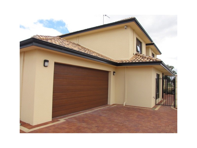 1/21 Pebble Beach Boulevard, Meadow Springs WA 6210