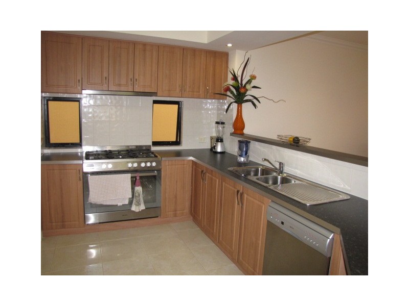 1/21 Pebble Beach Boulevard, Meadow Springs WA 6210