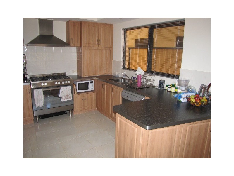 2/21 Pebble Beach Boulevard, Meadow Springs WA 6210