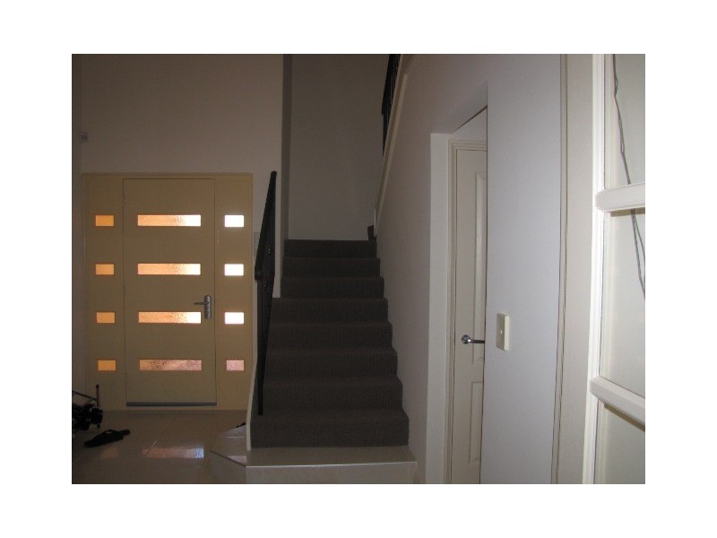 2/21 Pebble Beach Boulevard, Meadow Springs WA 6210