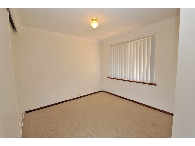 4 Cocos Court, Warnbro WA 6169