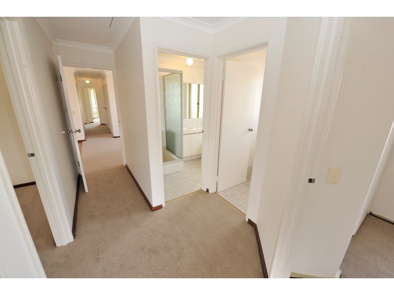 4 Cocos Court, Warnbro WA 6169