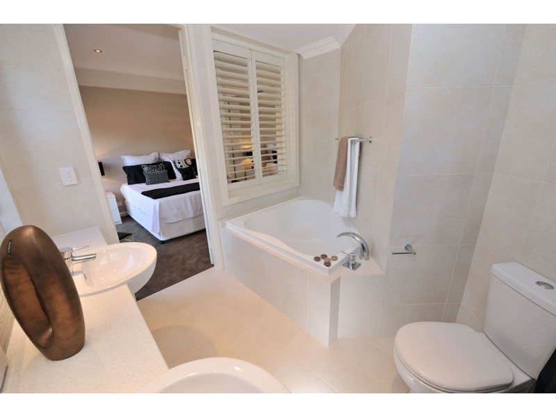 12C Florian Mews, Mandurah WA 6210