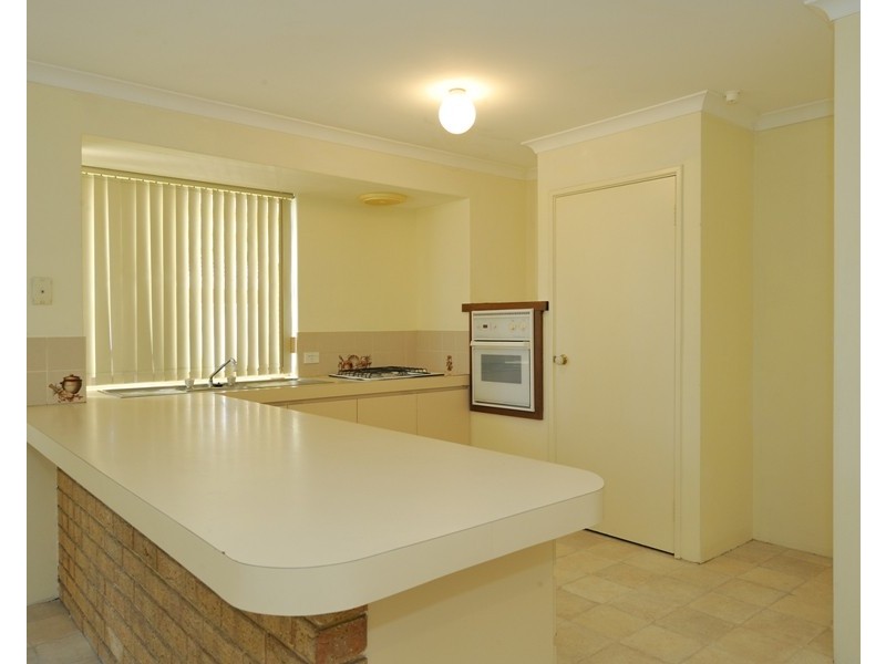 15 Cavalaire Mews, Port Kennedy WA 6172