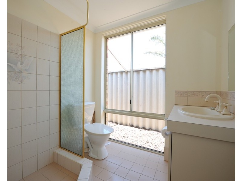 15 Cavalaire Mews, Port Kennedy WA 6172