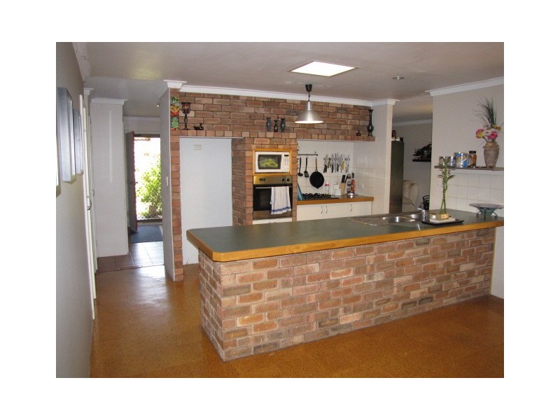 16 Concordia Way, Rockingham WA 6168