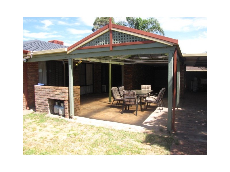 16 Concordia Way, Rockingham WA 6168