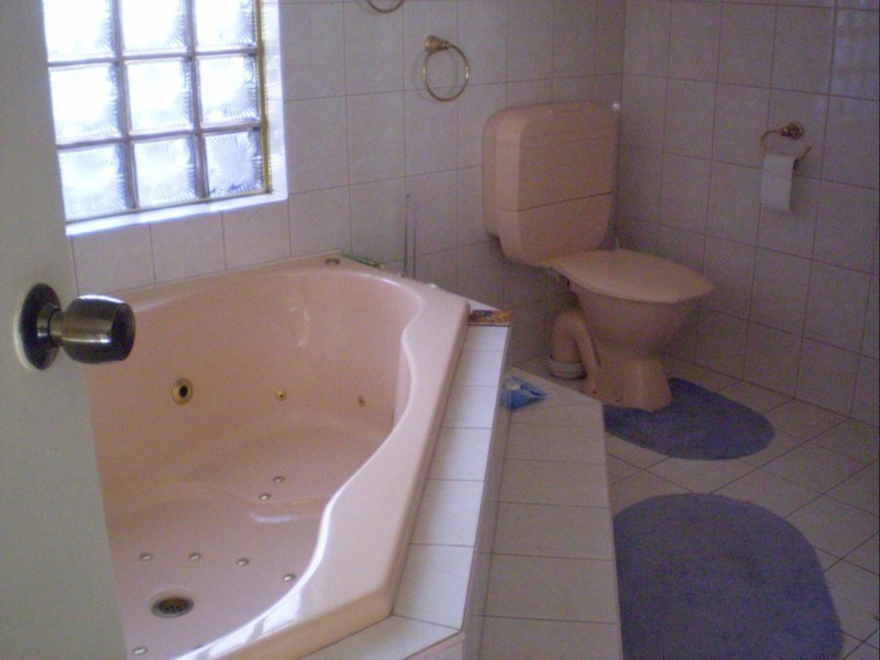 10 Belrose Cres, Cooloongup WA 6168