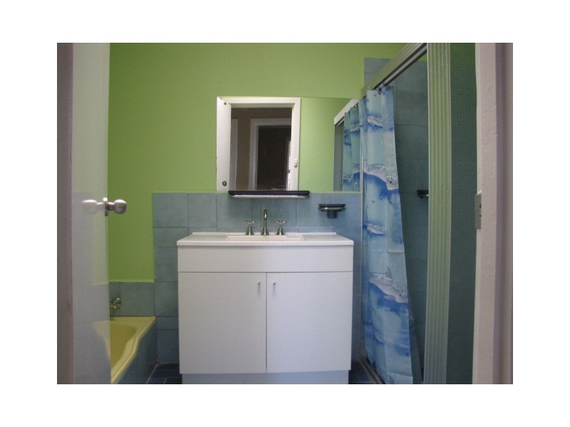 11 Dent Court, Orelia WA 6167