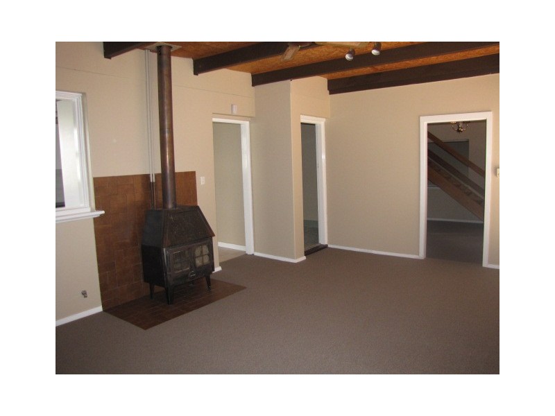 11 Dent Court, Orelia WA 6167