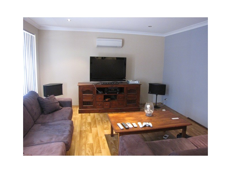 5 Lucky Bay Road, Secret Harbour WA 6173