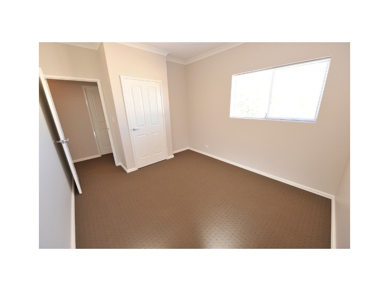 2/45 Smythe Street, Rockingham WA 6168