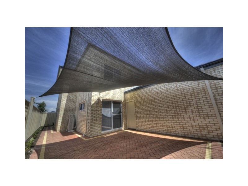 2/45 Smythe Street, Rockingham WA 6168