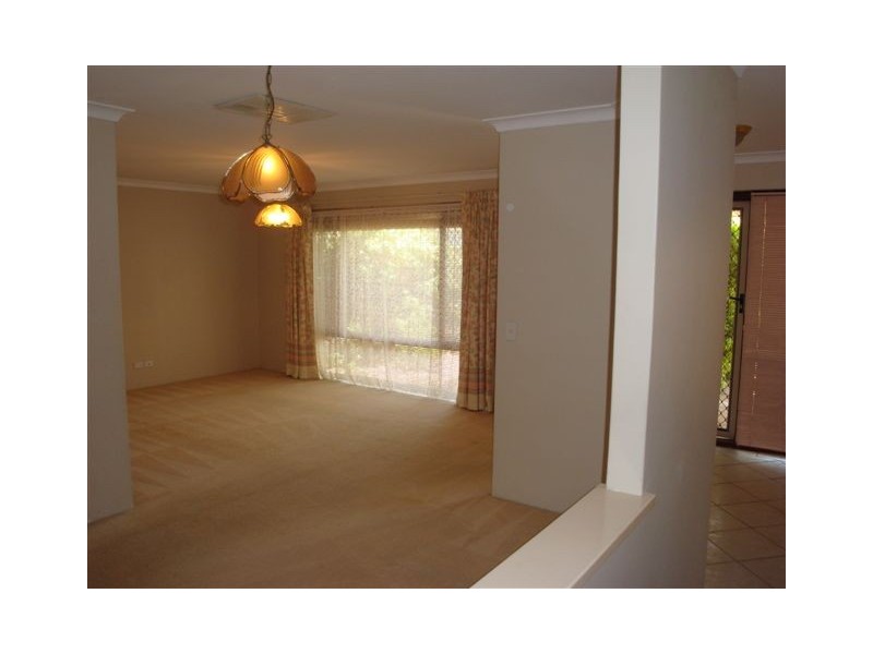 6 Shaw Mews, Leda WA 6170