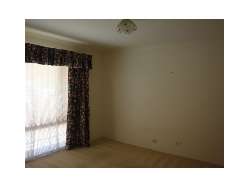 6 Shaw Mews, Leda WA 6170