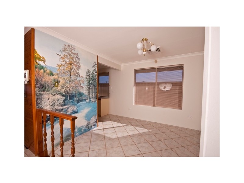 10 Wills Court, Cooloongup WA 6168