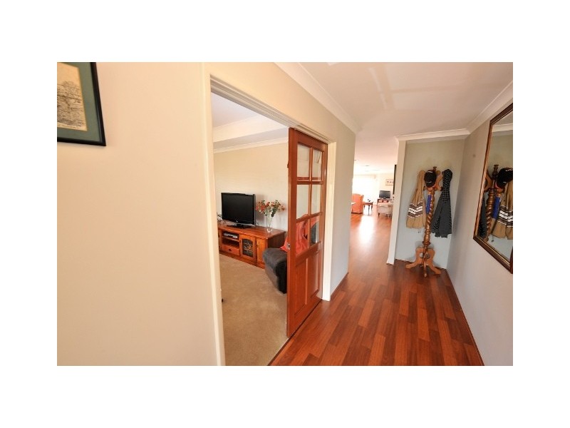 15 Lambeth Circle, Wellard WA 6170