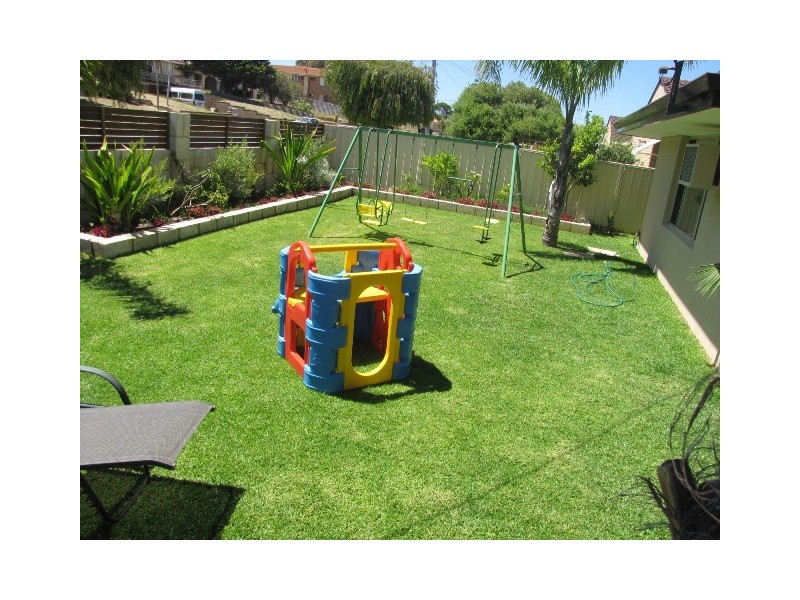 103 Safety Bay Road, Shoalwater WA 6169