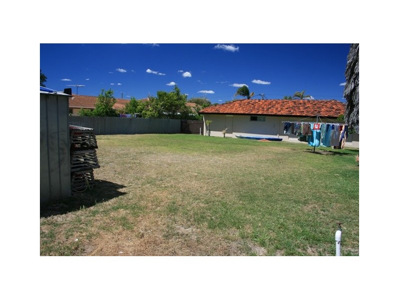 103 Safety Bay Road, Shoalwater WA 6169