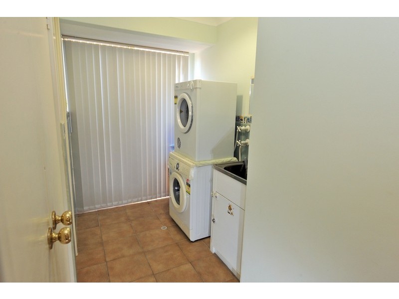 17 Glenway Loop, Cooloongup WA 6168