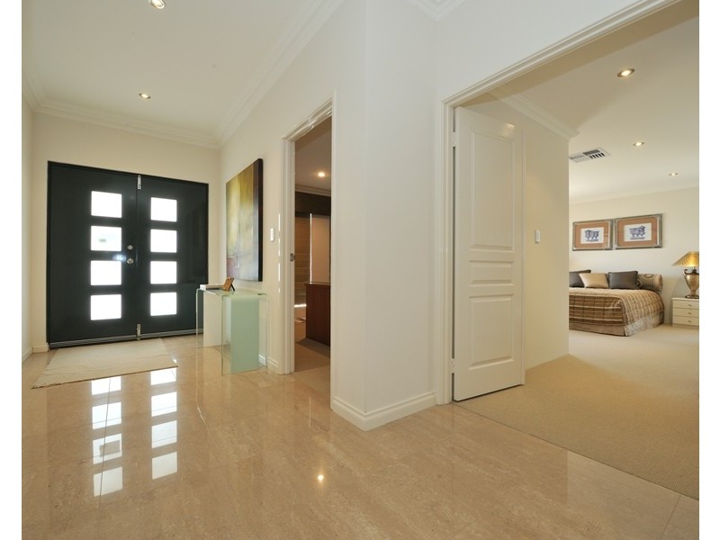 39 Arrowwood Loop, Secret Harbour WA 6173