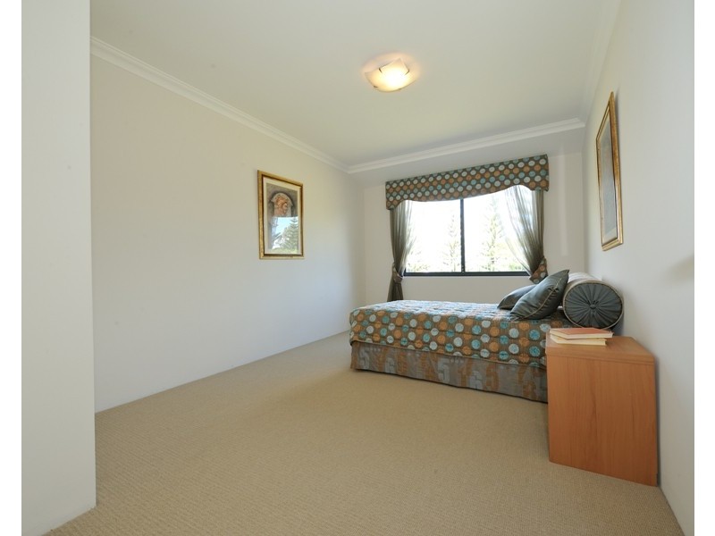 39 Arrowwood Loop, Secret Harbour WA 6173