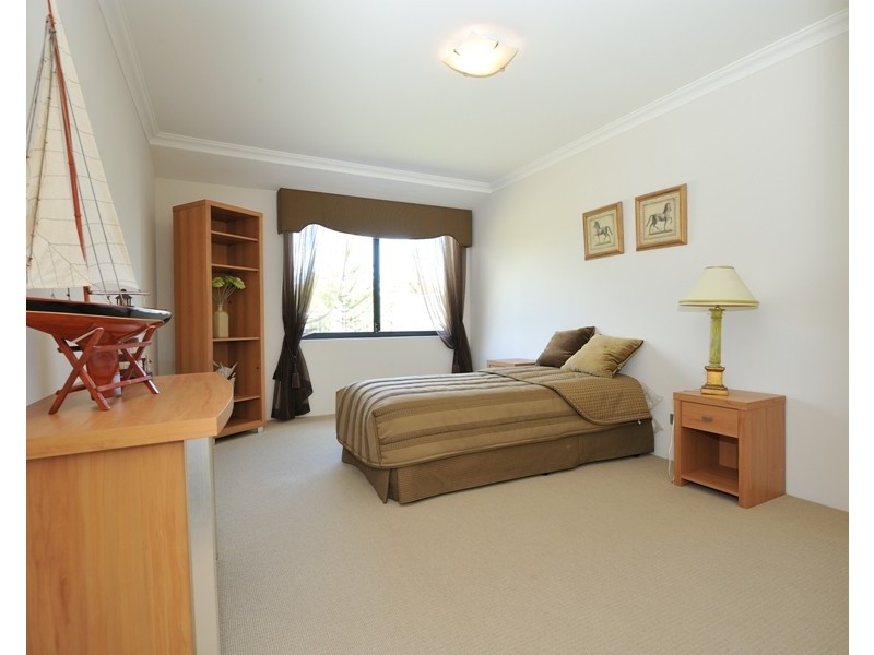 39 Arrowwood Loop, Secret Harbour WA 6173