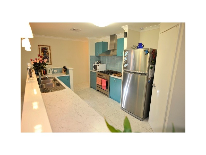 14 Andromeda Street, Rockingham WA 6168