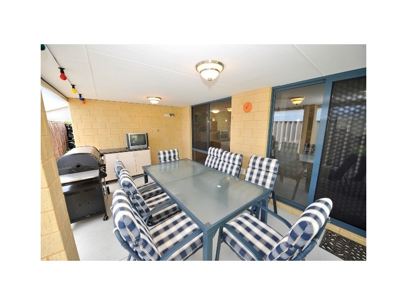 14 Andromeda Street, Rockingham WA 6168