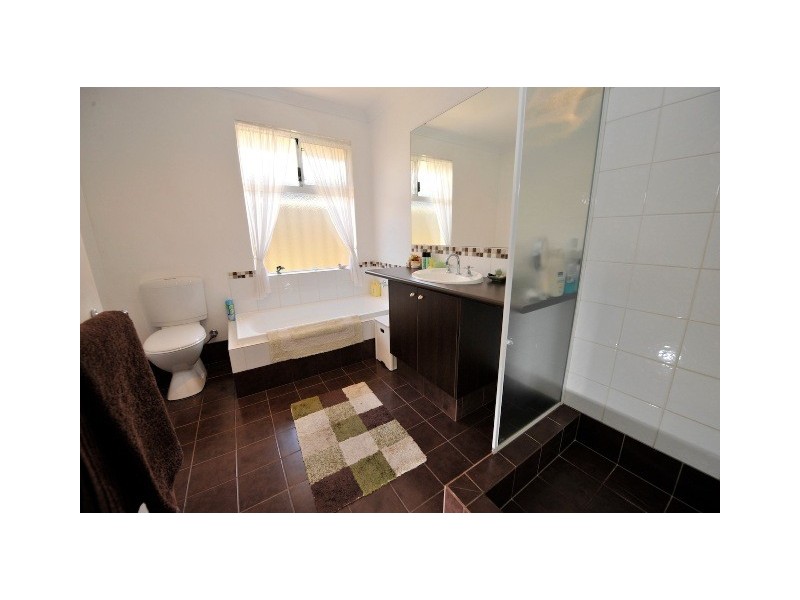 20 Fareham Crescent, Wellard WA 6170