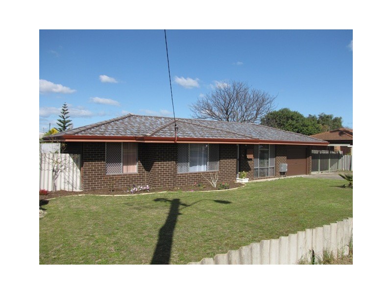 96 Council Ave, Rockingham WA 6168