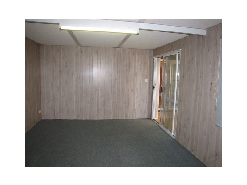 96 Council Ave, Rockingham WA 6168