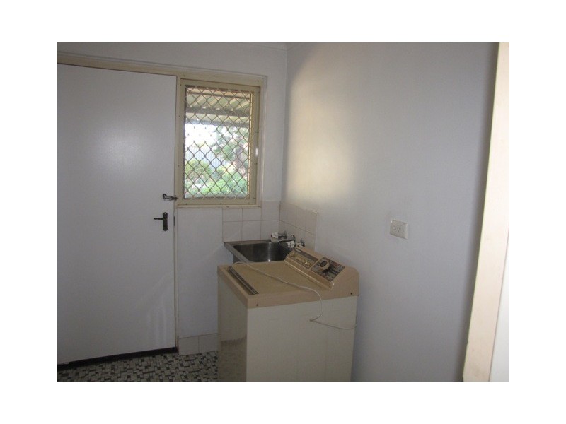 96 Council Ave, Rockingham WA 6168