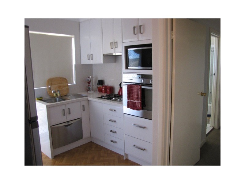 6/9 Gloucester Ave, Shoalwater WA 6169