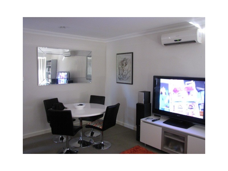 6/9 Gloucester Ave, Shoalwater WA 6169