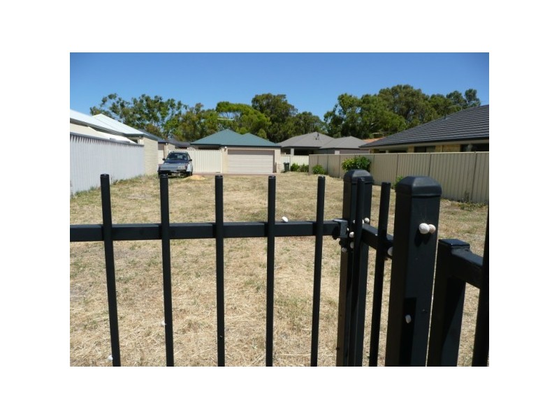 25 Maroubra Parade, Secret Harbour WA 6173