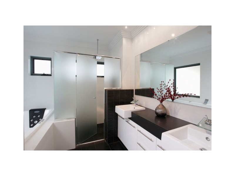 25 Treviso Mews, Mandurah WA 6210