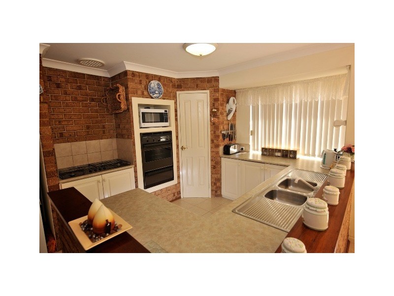 6 Birkdale Court, Rockingham WA 6168