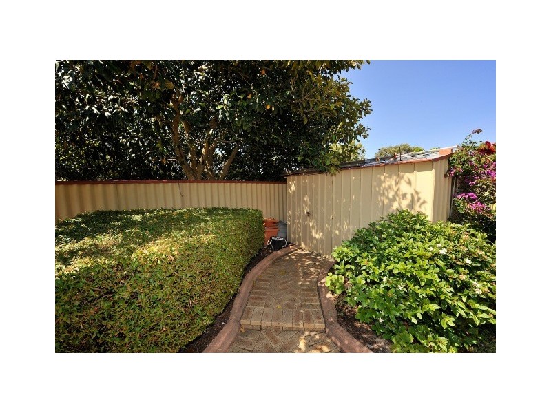 6 Birkdale Court, Rockingham WA 6168