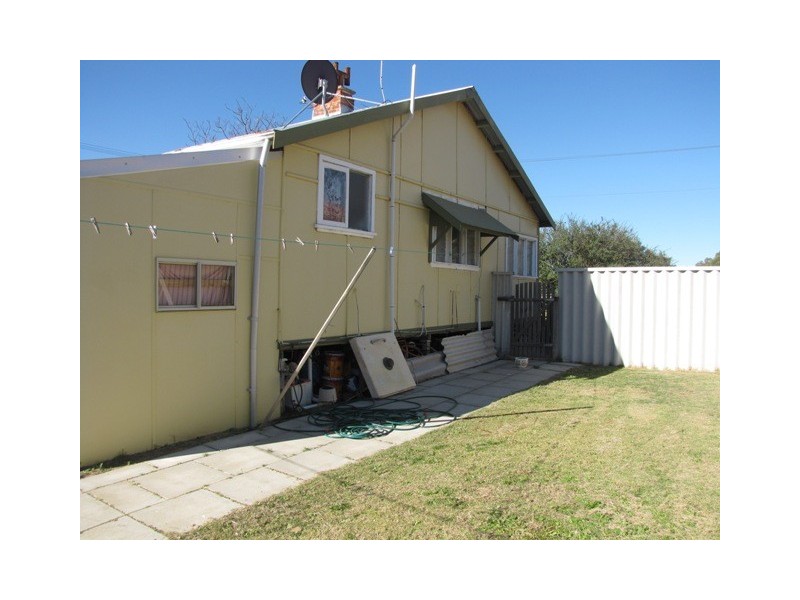 156 Lewington Rd, Rockingham WA 6168